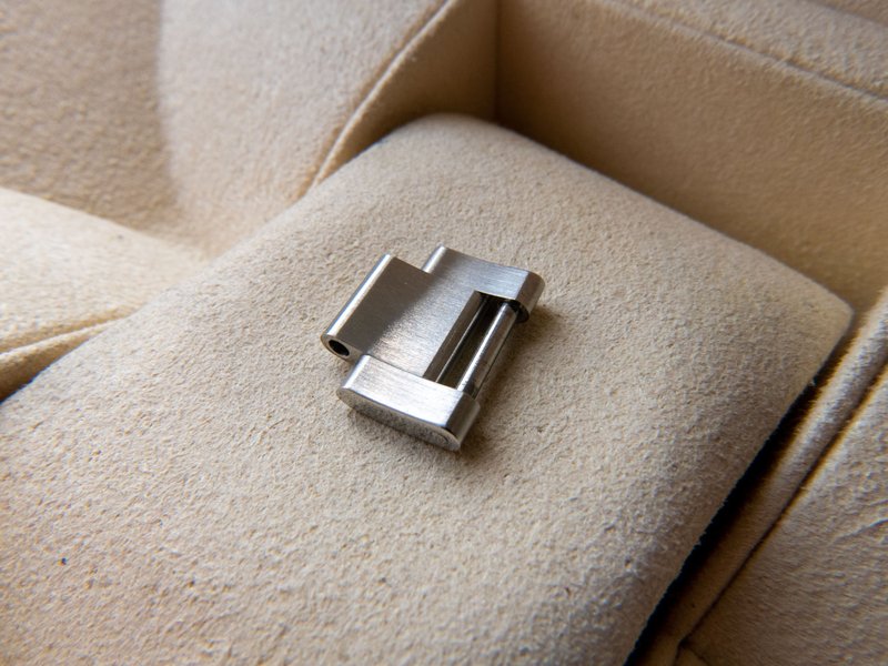Rolex Submariner Oyster Bracelet Link - 114060 - Image 5